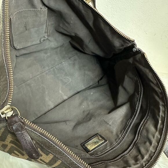 💯Authentic Fendi Zucca Tote Handbag🍀 - Picture 4 of 17